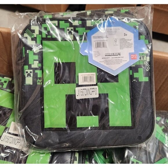 Minecraft Lunch Bag Peeking In Lunch Box with Side Pocket NWT Gift Present Schoo - Picture 2 of 8